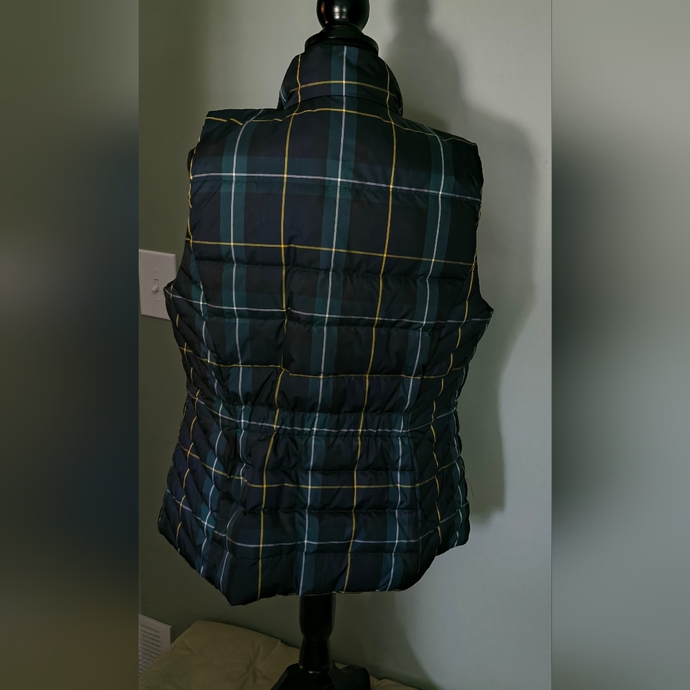 (L) Talbot's Plaid Puffer Vest - Picture 3 of 9